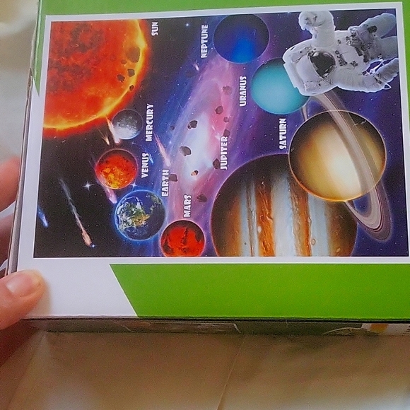 1,000 piece solar planetary puzzle new inbox - Picture 3 of 6